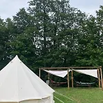 Mazury Glamping Polana Zyczen Lüks kamp alanı