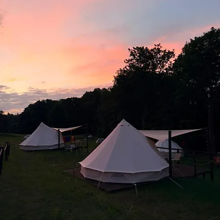 Mazury Glamping Polana Zyczen Роскошный шатер